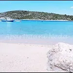 Neda 아파트