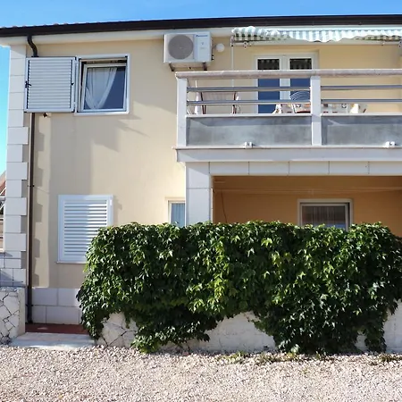 Neda Apartman